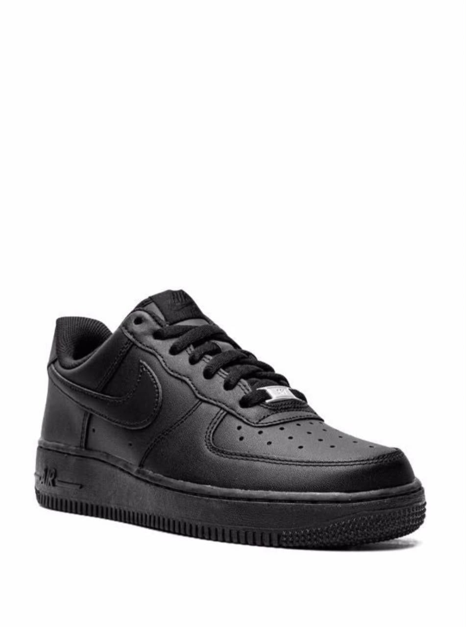 Nike Air Force 1 "Black"