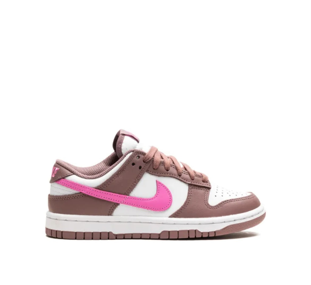 Nike Dunk Low "Smokey Mauve"