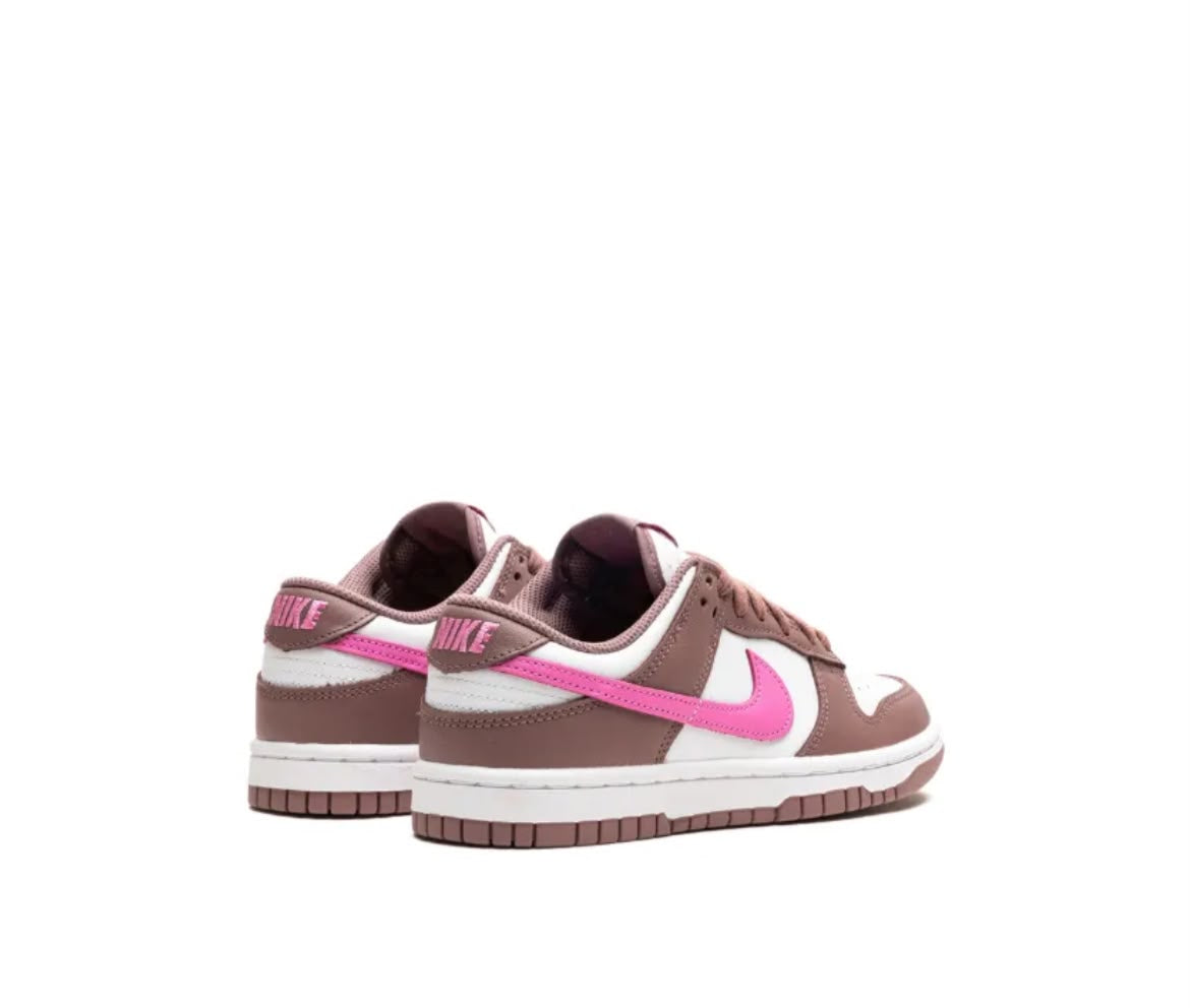 Nike Dunk Low "Smokey Mauve"