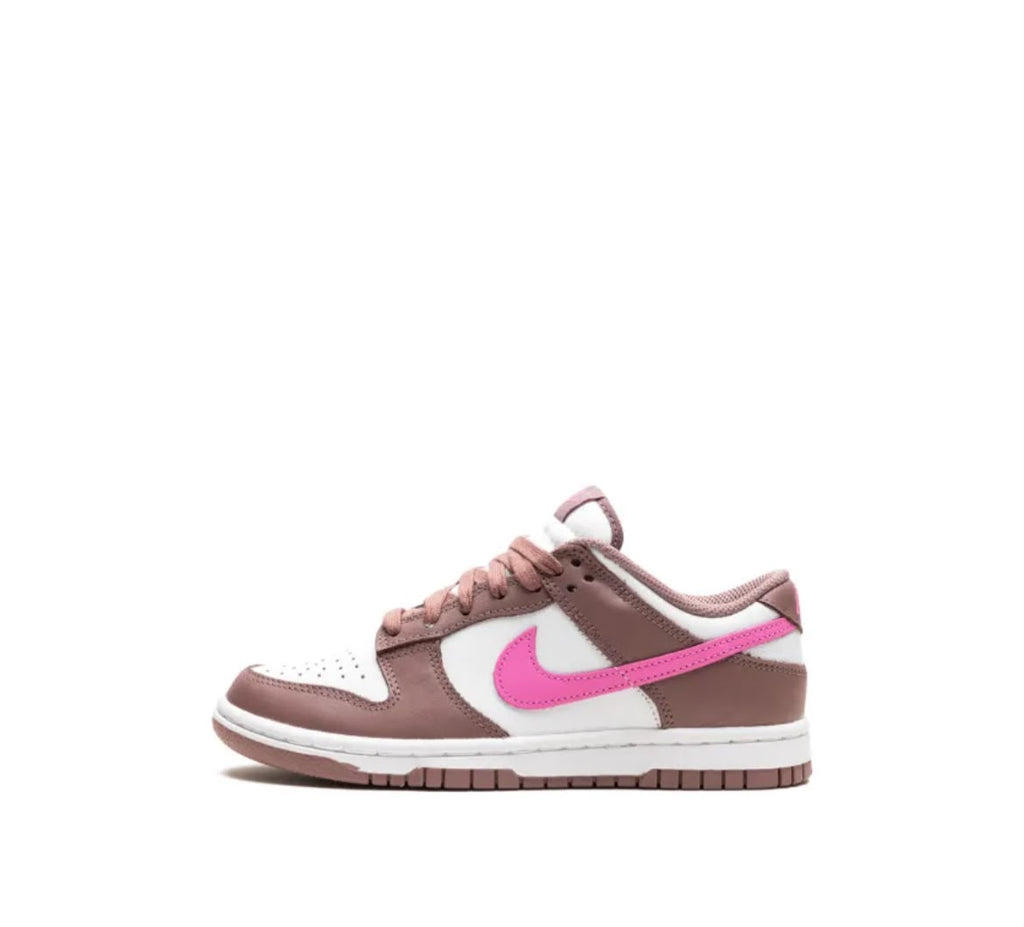 Nike Dunk Low "Smokey Mauve"